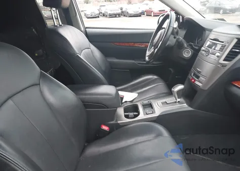 2011 Subaru Outback 2.5I Limited из США, поврежденный, VIN 4S4BRBJC2B3362265